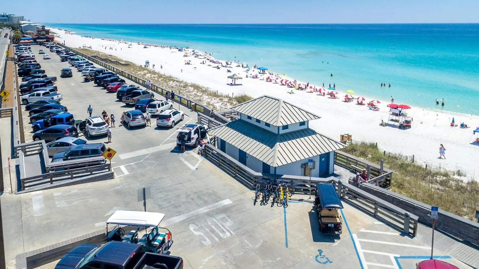 Beach House 702A-By Holiday Isle Properties Destin Apartment